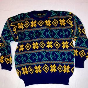 Vintage Mens size Large Van Cort crewneck long sleeve acrylic sweater Excellent